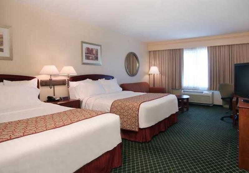 Courtyard By Marriott Sacramento Folsom Hotel Exterior photo